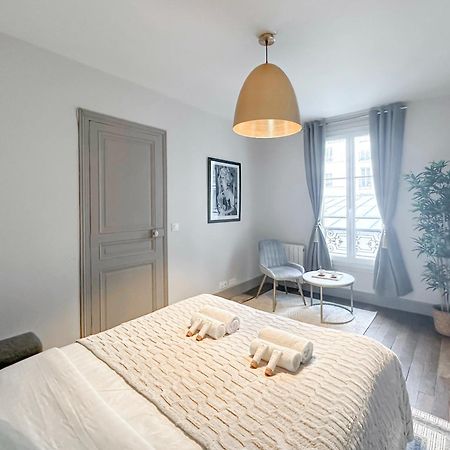 Champs Elysees Area باريس المظهر الخارجي الصورة